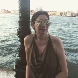 Meet your Posher, Anastasia